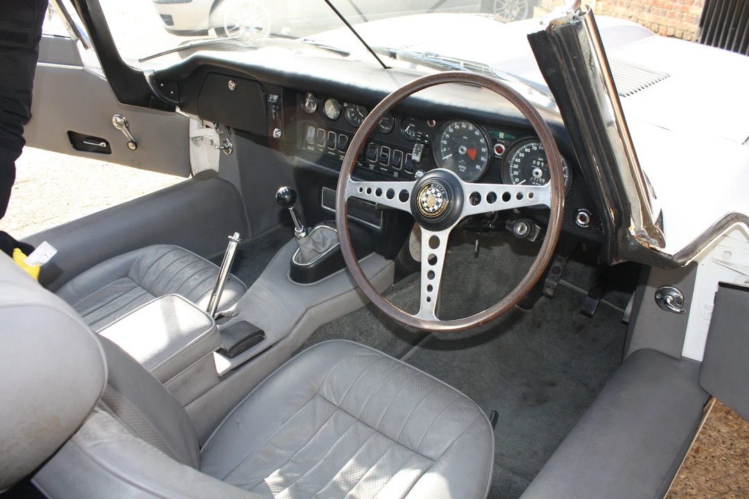 1970 Jaguar E-Type Series 2 - Image 7 of 9