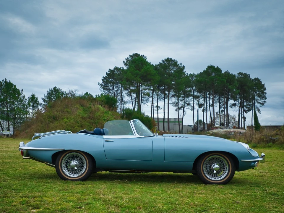 1970 Jaguar E-Type Series 2 - Image 13 of 30