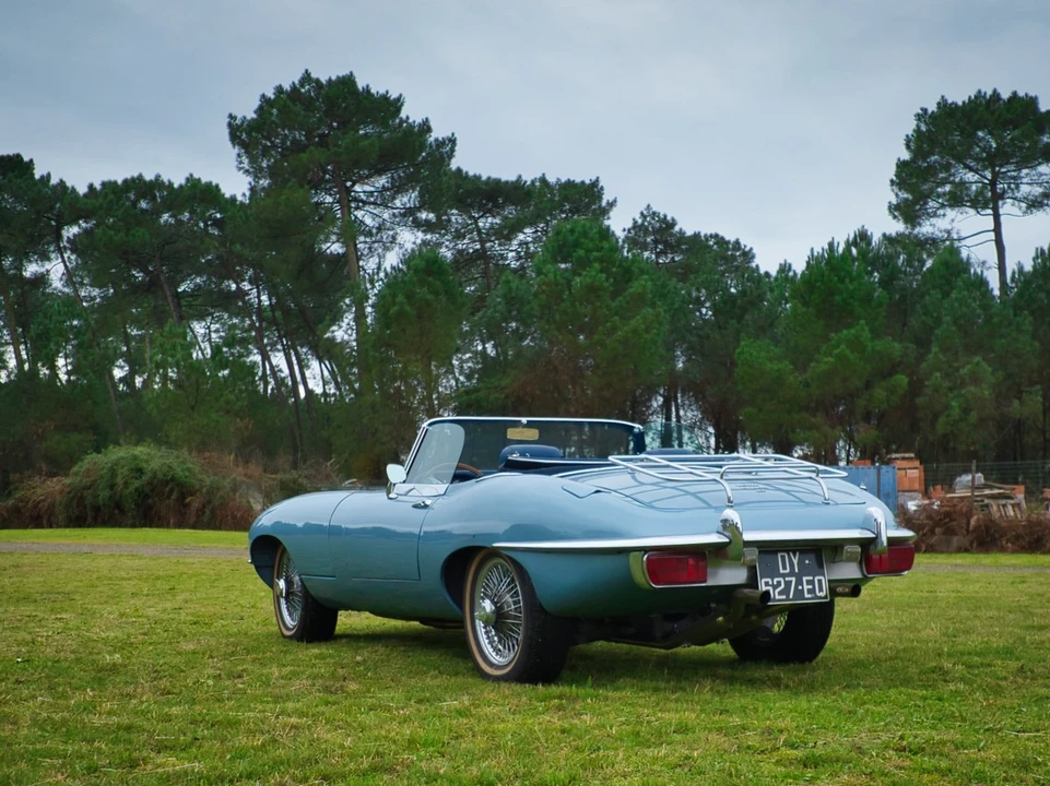 1970 Jaguar E-Type Series 2 - Image 15 of 30