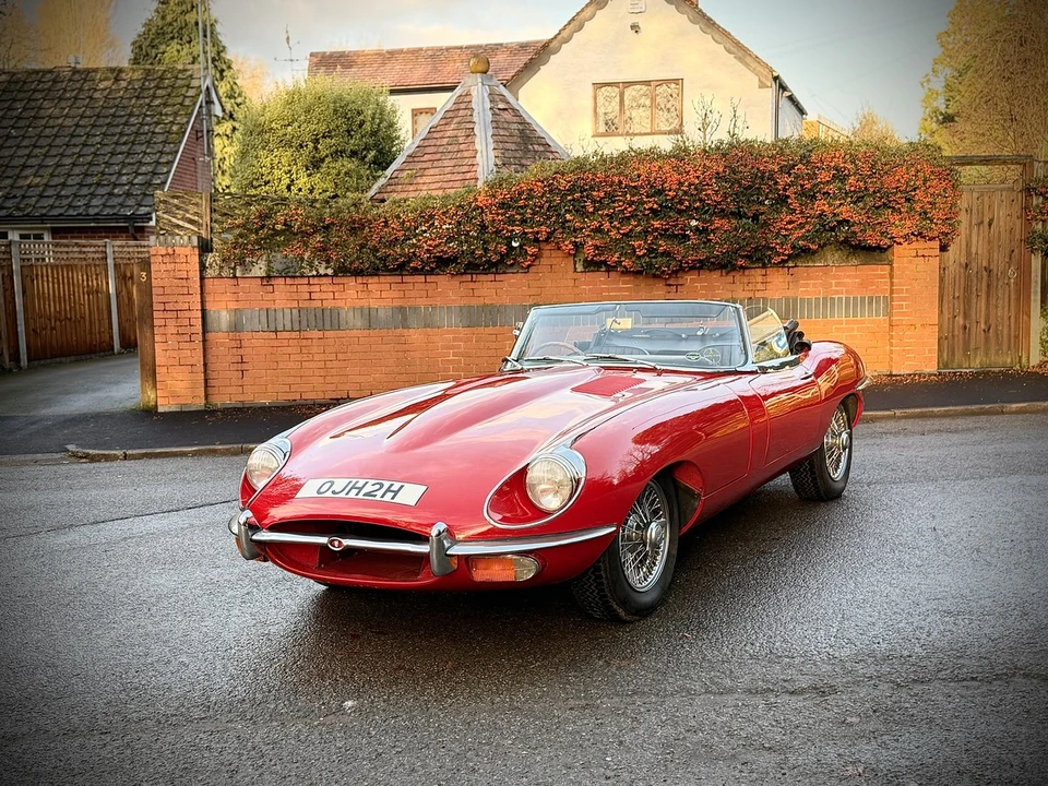 1970 Jaguar E-Type Series 2 - Image 2 of 30