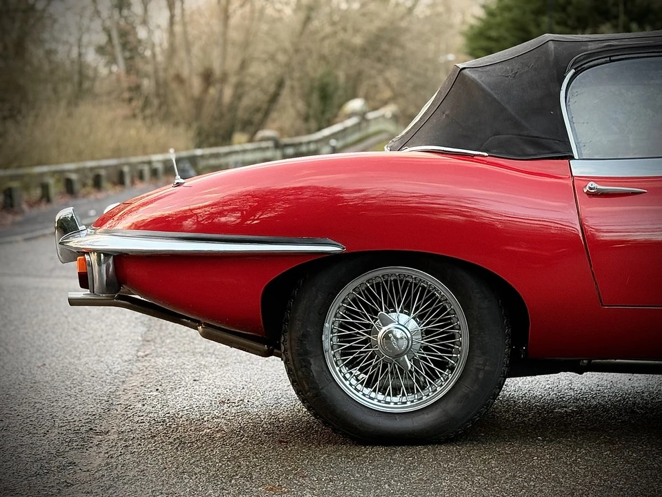 1970 Jaguar E-Type Series 2 - Image 27 of 30
