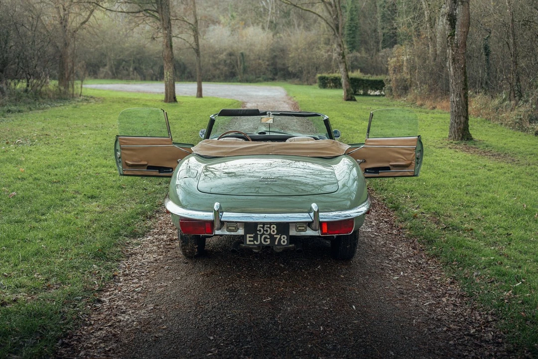 1970 Jaguar E-Type Series 2 - Image 8 of 30
