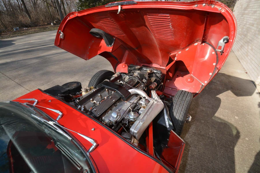 1970 Jaguar E-Type Series 2 - Image 7 of 12