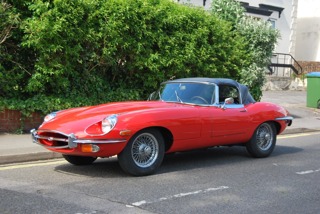 1970 Jaguar E-Type Series 2 - Image 8 of 17