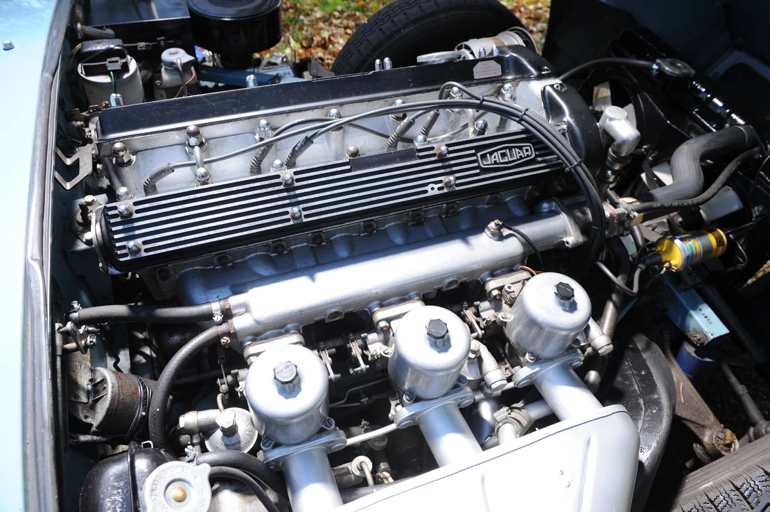 1970 Jaguar E-Type Series 2 - Image 6 of 17