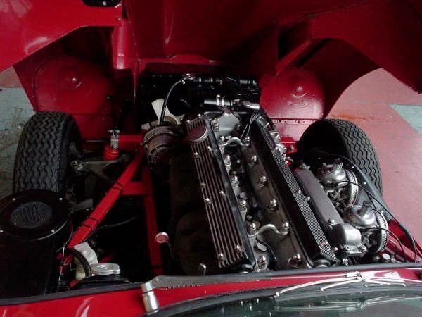 1970 Jaguar E-Type Series 2 2+2 - Image 6 of 8
