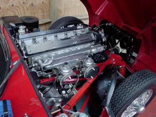 1970 Jaguar E-Type Series 2 2+2 - Image 4 of 8
