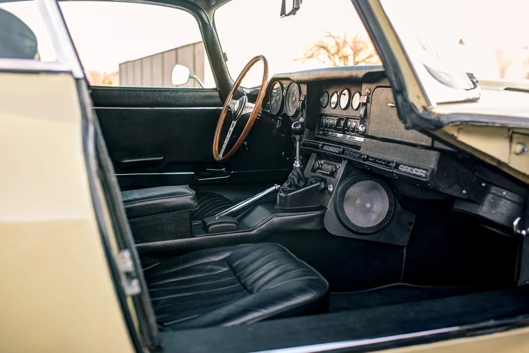 1970 Jaguar E-Type Series 2 - Image 8 of 31