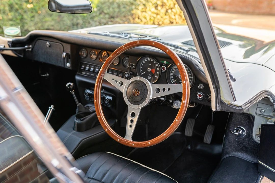 1970 Jaguar E-Type Series 2 - Image 28 of 30