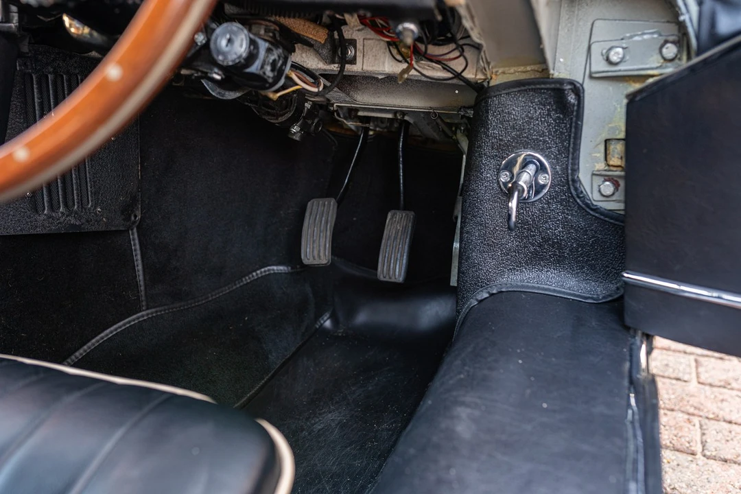 1970 Jaguar E-Type Series 2 - Image 26 of 30