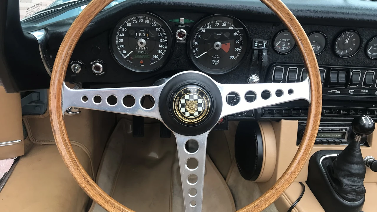 1970 Jaguar E-Type Series 2 - Image 4 of 23