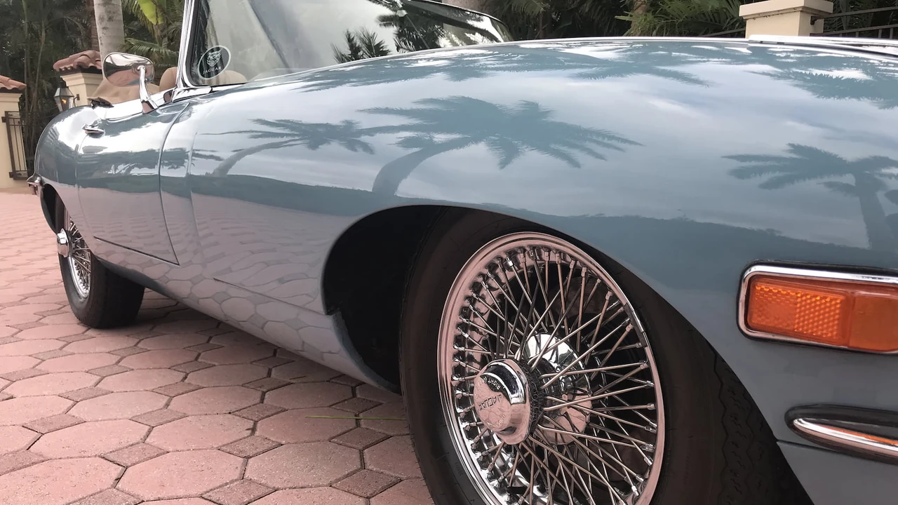 1970 Jaguar E-Type Series 2 - Image 13 of 23