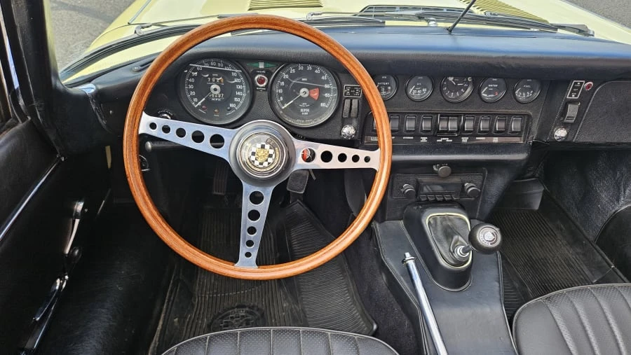 1970 Jaguar E-Type Series 2 - Image 18 of 31
