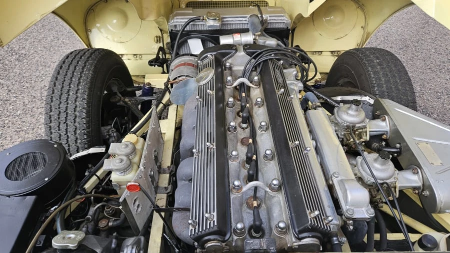 1970 Jaguar E-Type Series 2 - Image 26 of 31