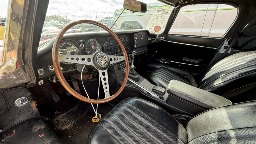 1970 Jaguar E-Type Series 2 - Image 6 of 9