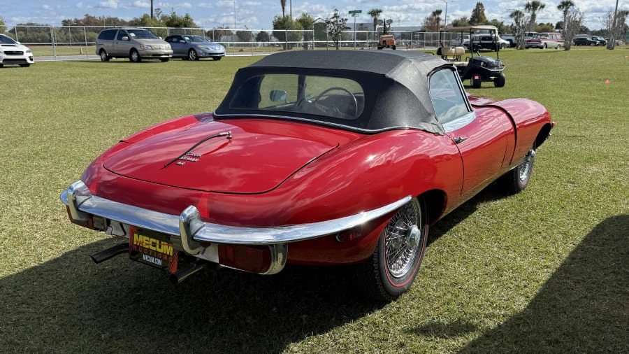 1970 Jaguar E-Type Series 2 - Image 3 of 9