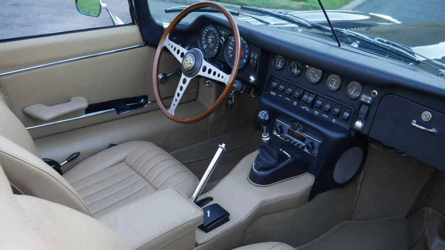 1970 Jaguar E-Type Series 2 - Image 28 of 31
