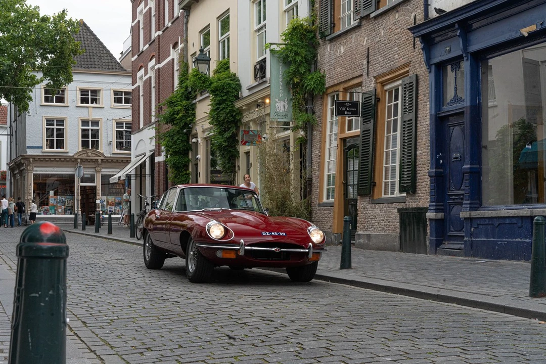 1970 Jaguar E-Type Series 2 - Image 10 of 30