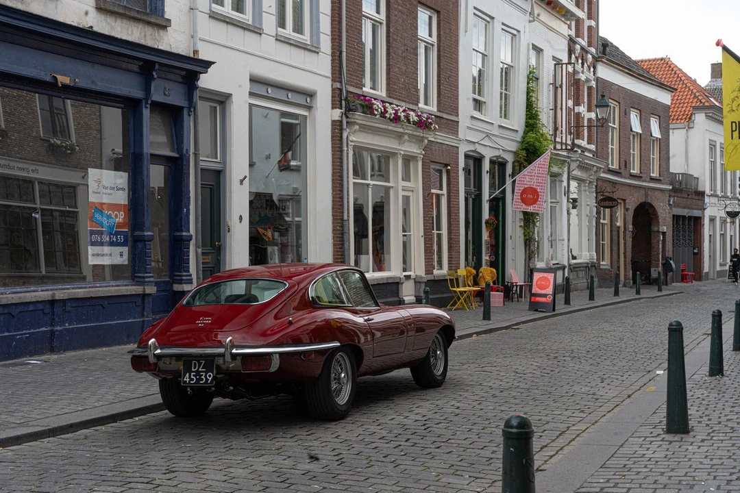 1970 Jaguar E-Type Series 2 - Image 11 of 30