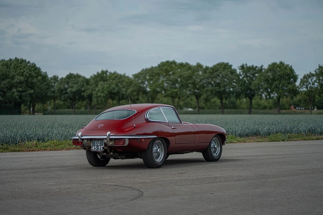 1970 Jaguar E-Type Series 2 - Image 8 of 30