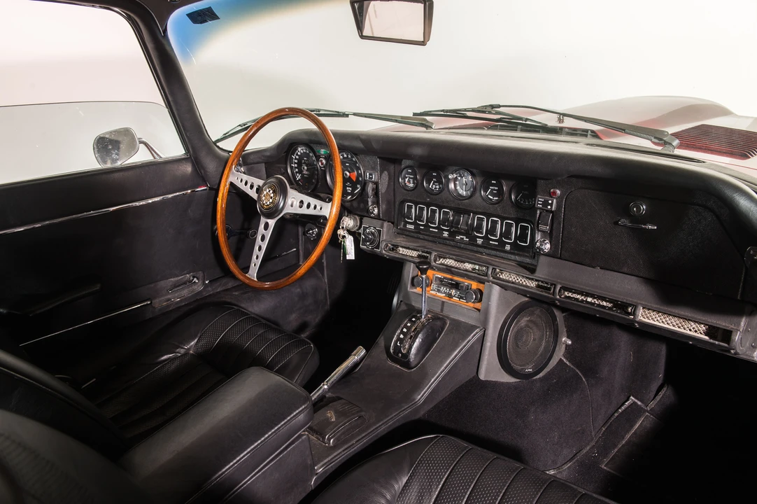 1970 Jaguar E-Type Series 2 2+2 - Image 5 of 7