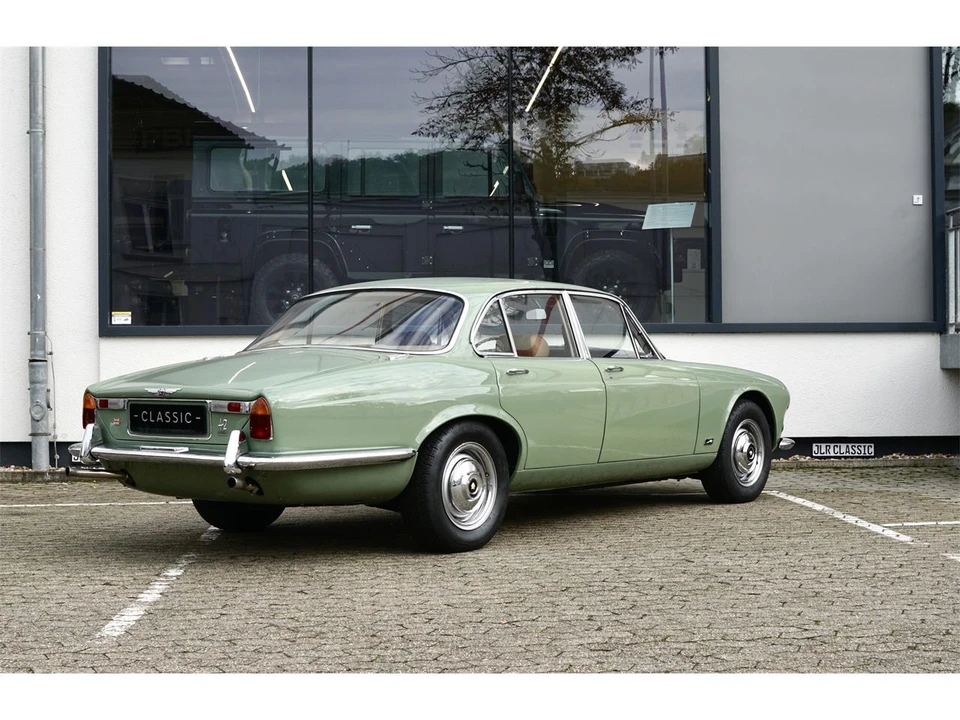 1970 Jaguar XJ Series 1 - Image 14 of 30