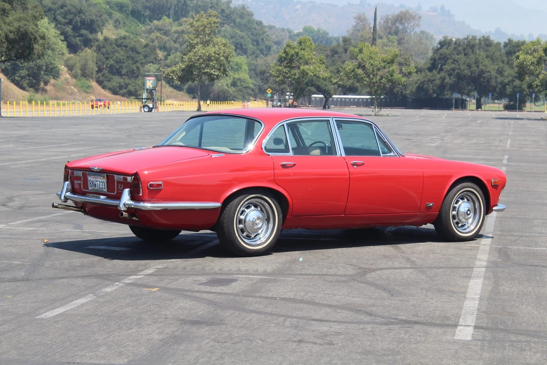 1970 Jaguar XJ Series 1 - Image 30 of 31