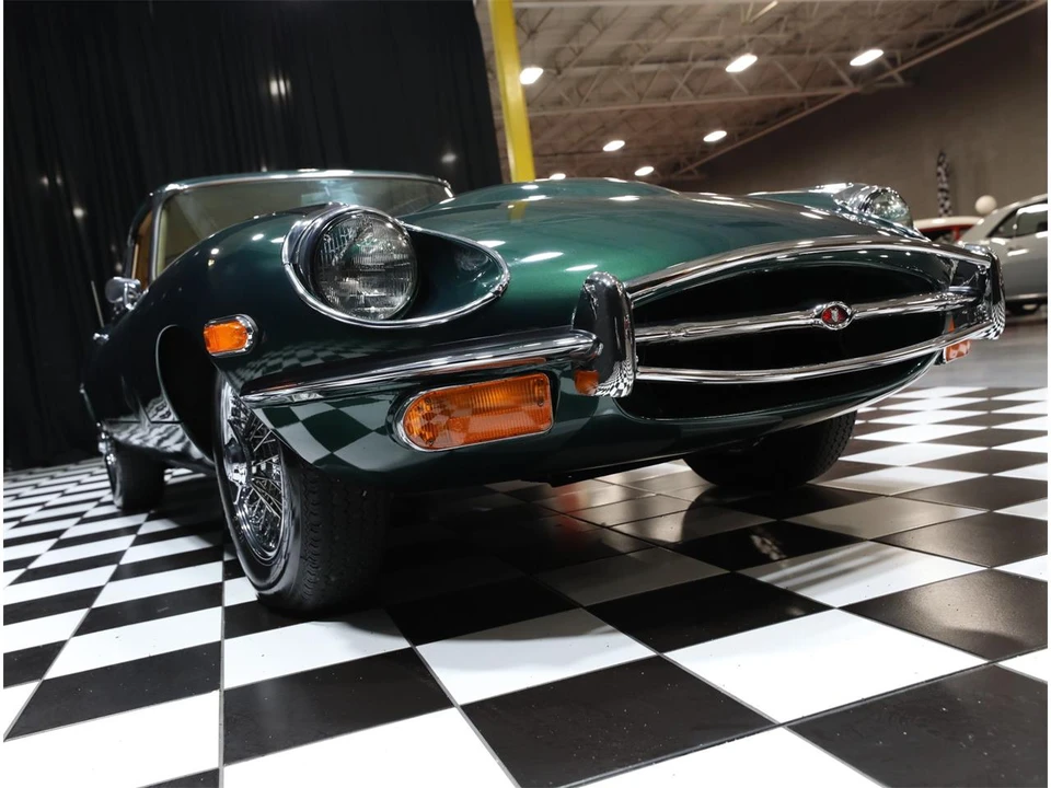 1970 Jaguar XK - Image 16 of 31