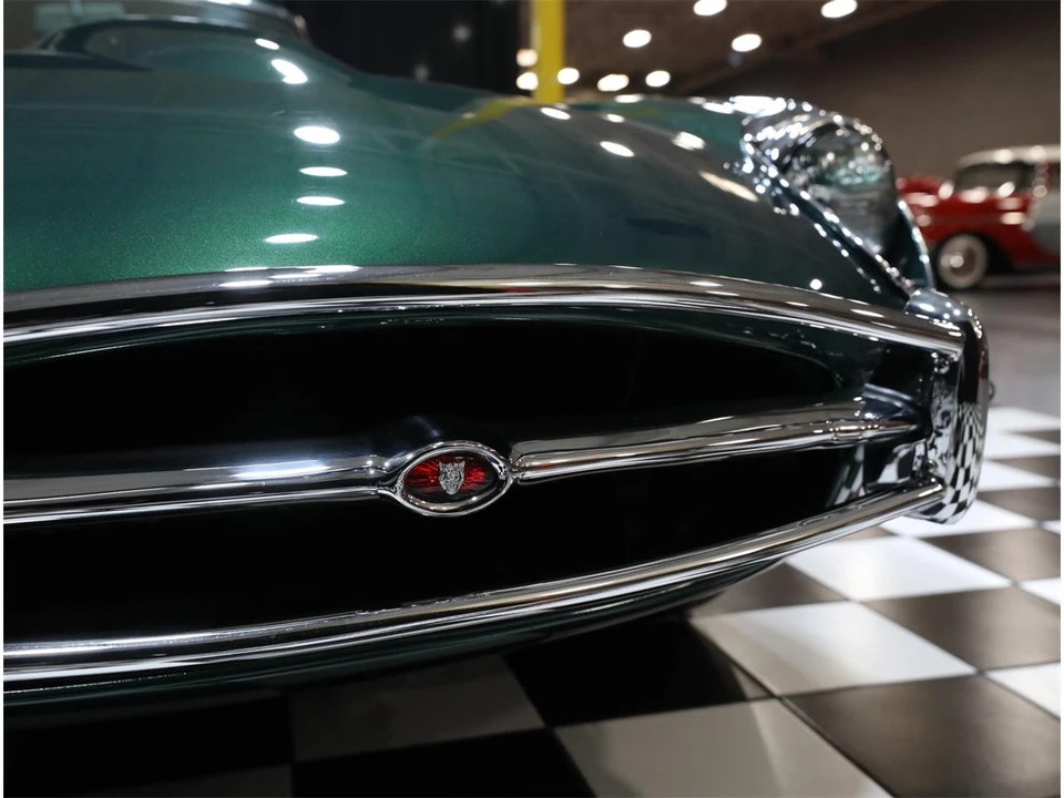 1970 Jaguar XK - Image 12 of 31