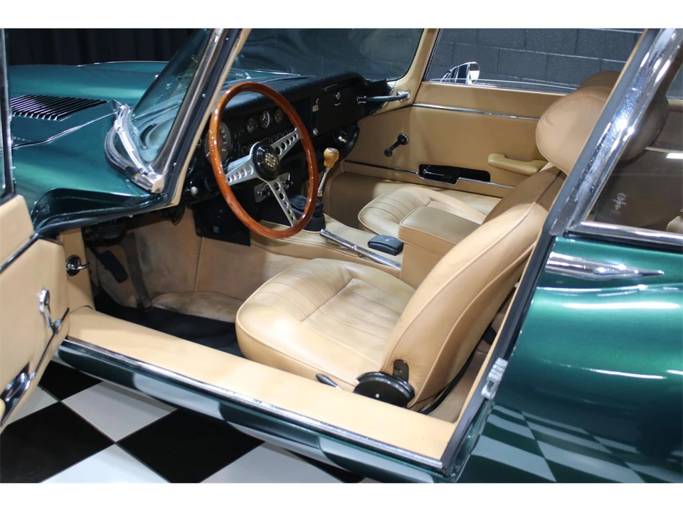 1970 Jaguar XK - Image 3 of 31