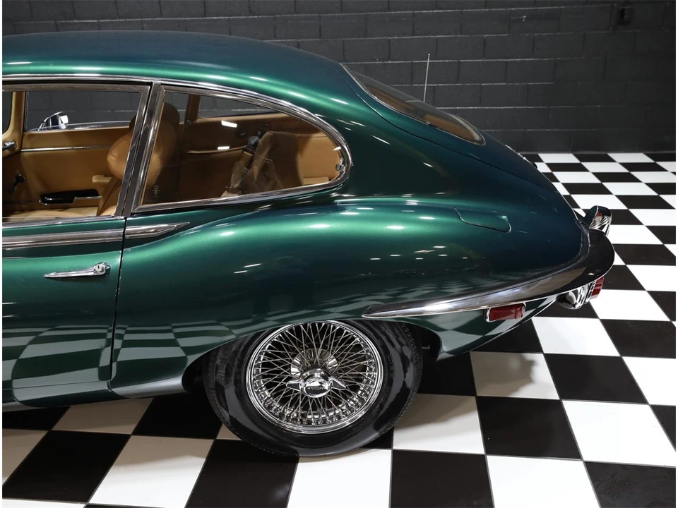 1970 Jaguar XK - Image 30 of 31