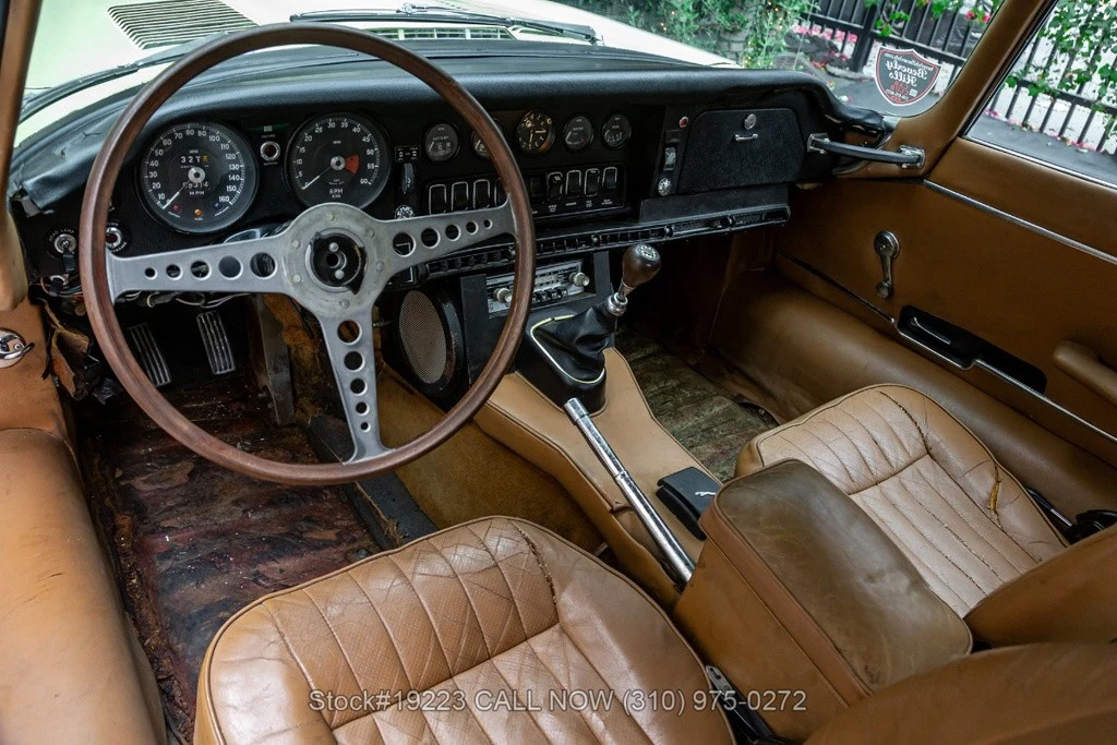 1970 Jaguar XK - Image 16 of 24