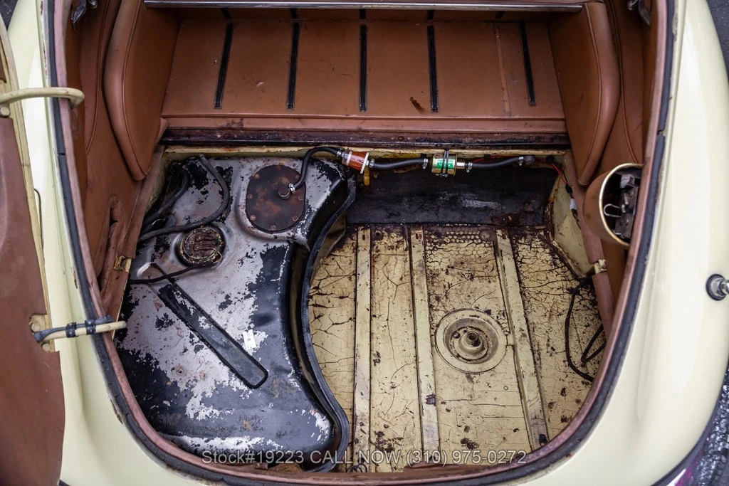 1970 Jaguar XK - Image 24 of 24