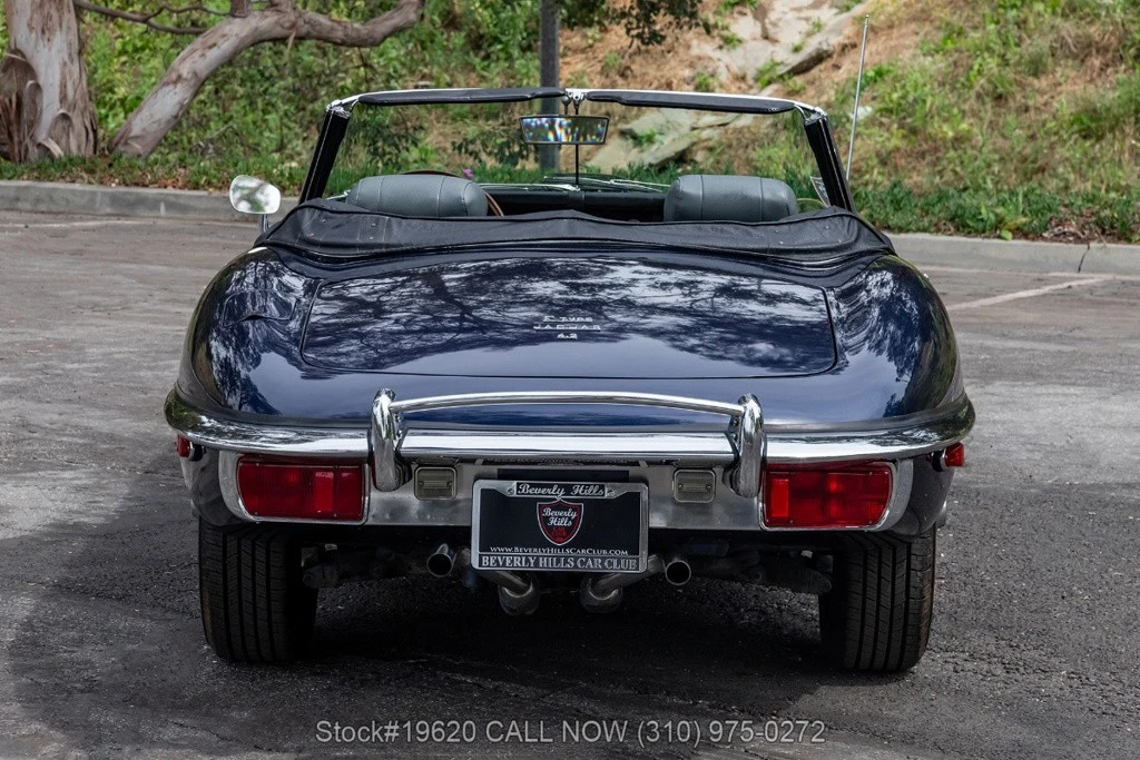 1970 Jaguar E-Type Series 2 - Image 8 of 12