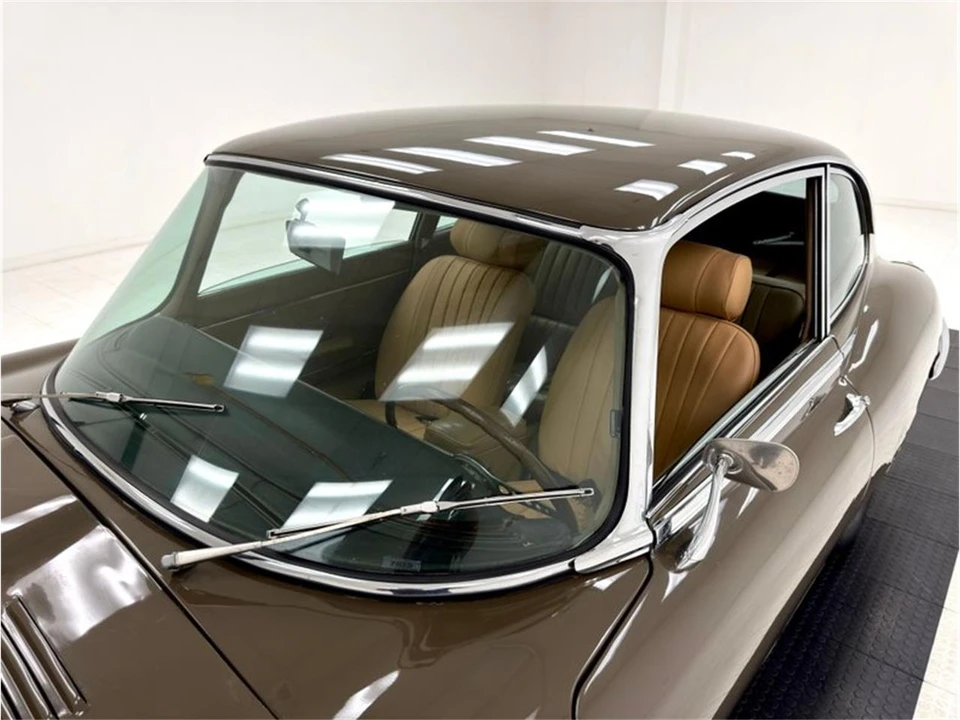 1970 Jaguar E-Type Series 2 - Image 14 of 31