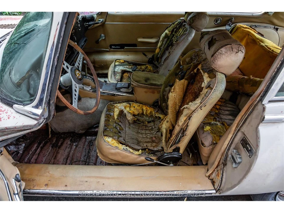 1970 Jaguar E-Type Series 2 - Image 14 of 31