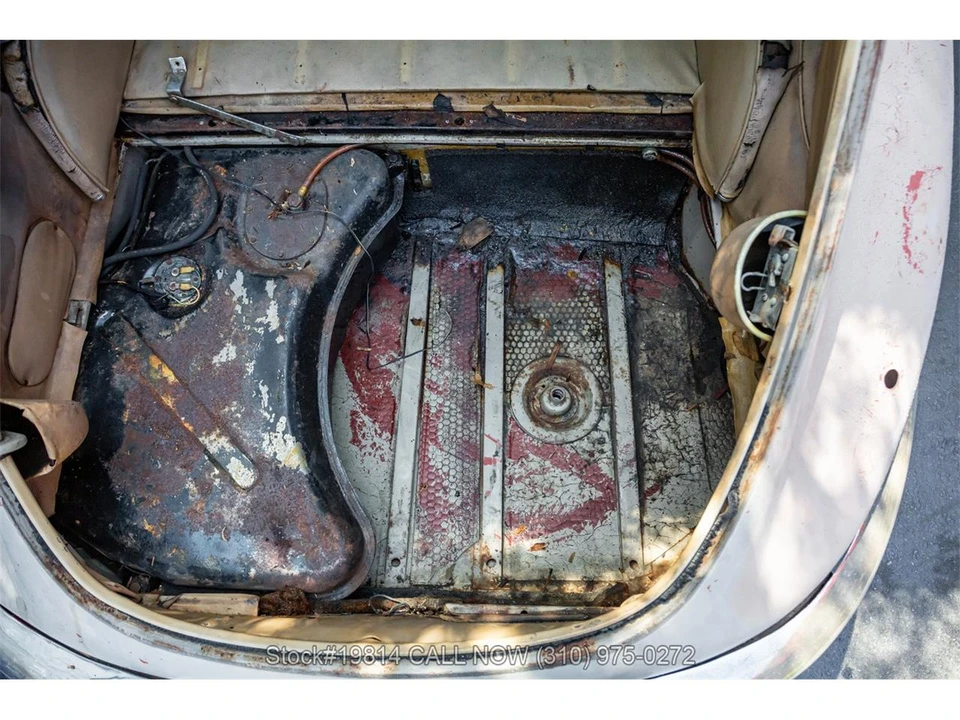 1970 Jaguar E-Type Series 2 - Image 24 of 31