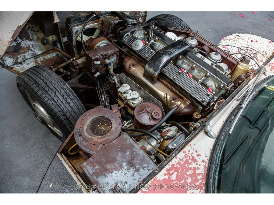 1970 Jaguar E-Type Series 2 - Image 27 of 31