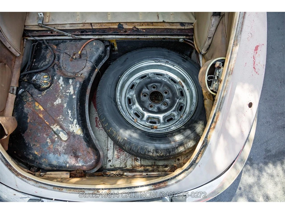 1970 Jaguar E-Type Series 2 - Image 23 of 31