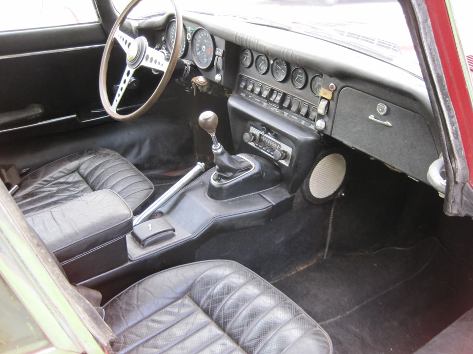 1970 Jaguar E-Type Series 2 - Image 7 of 10