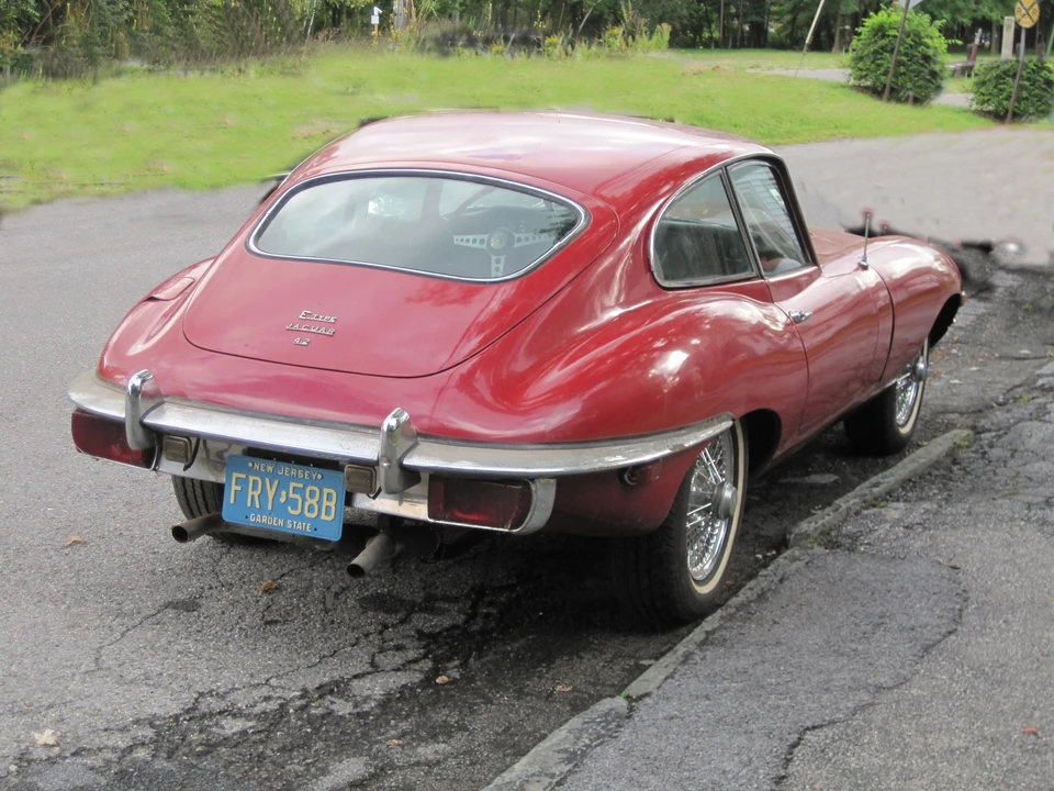1970 Jaguar E-Type Series 2 - Image 2 of 10