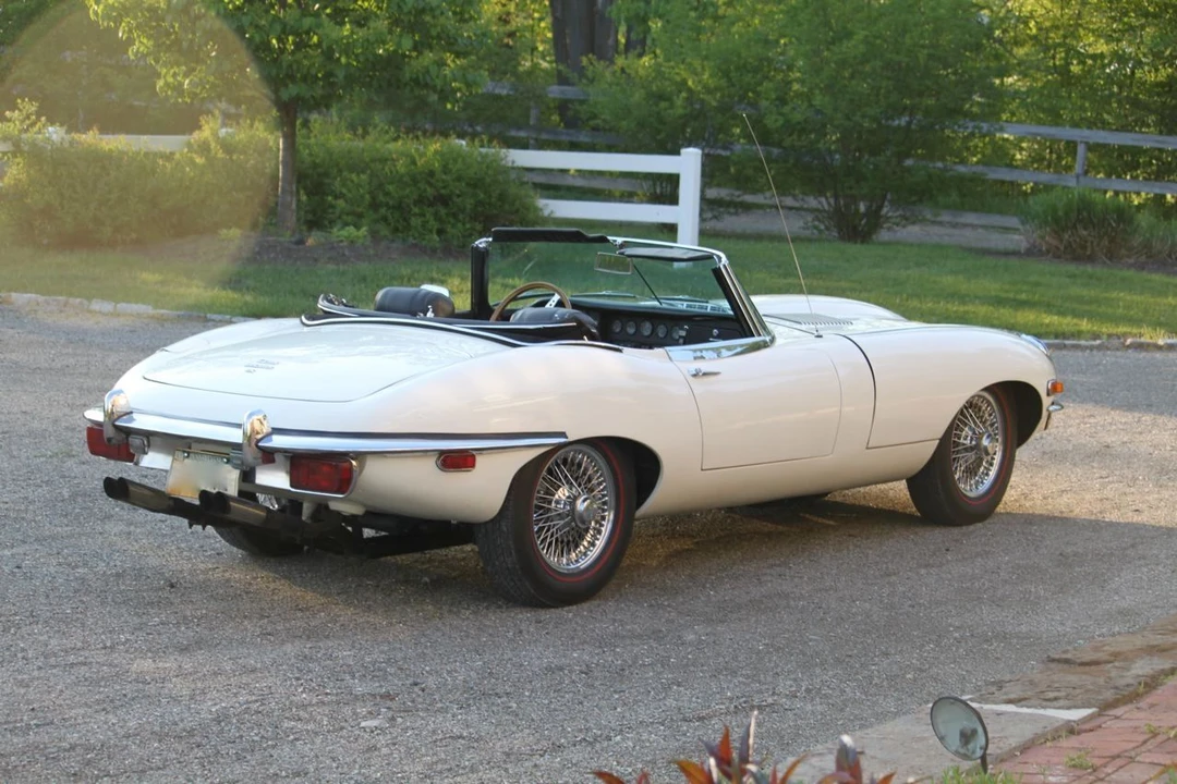 1970 Jaguar E-Type Series 2 - Image 4 of 6