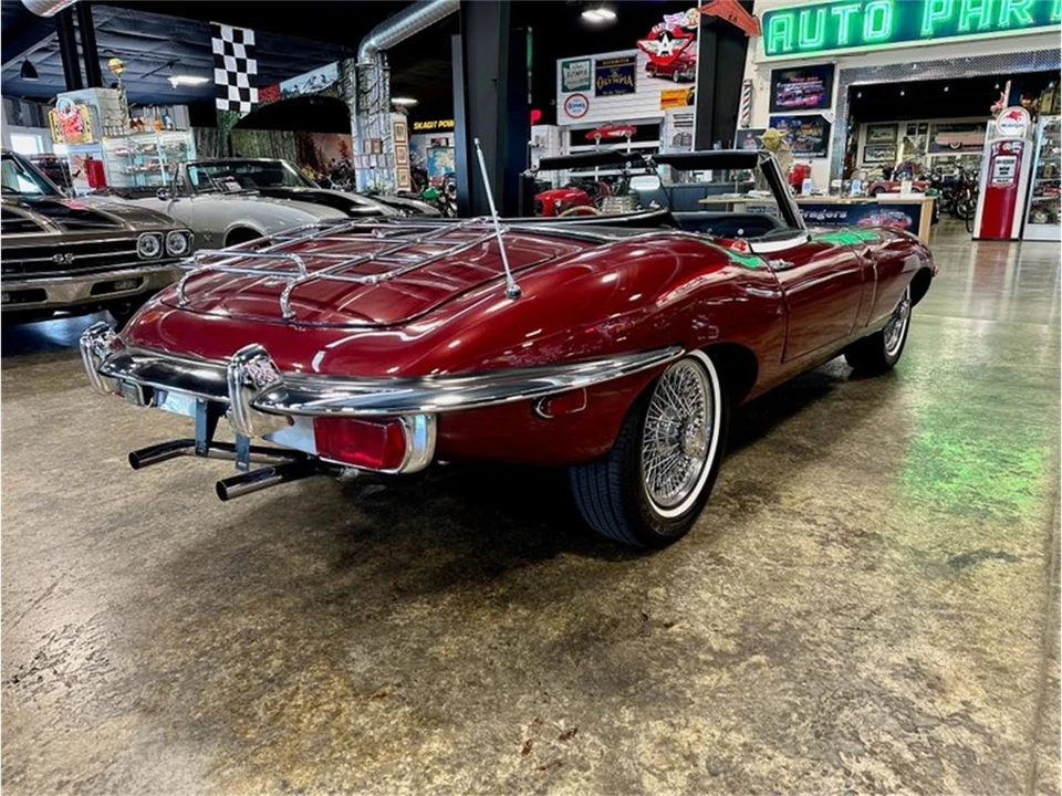 1970 Jaguar E-Type Series 2 - Image 16 of 31