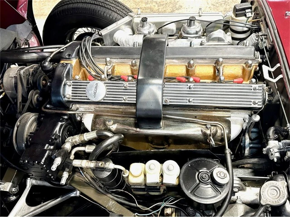 1970 Jaguar E-Type Series 2 - Image 7 of 31