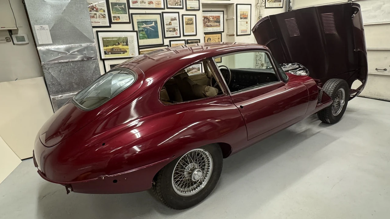 1970 Jaguar E-Type Series 2 2+2 - Image 17 of 31