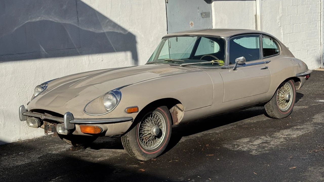 1970 Jaguar E-Type Series 2 2+2 - Image 6 of 31