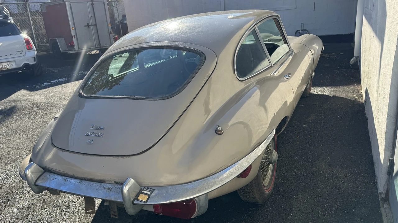 1970 Jaguar E-Type Series 2 2+2 - Image 29 of 31