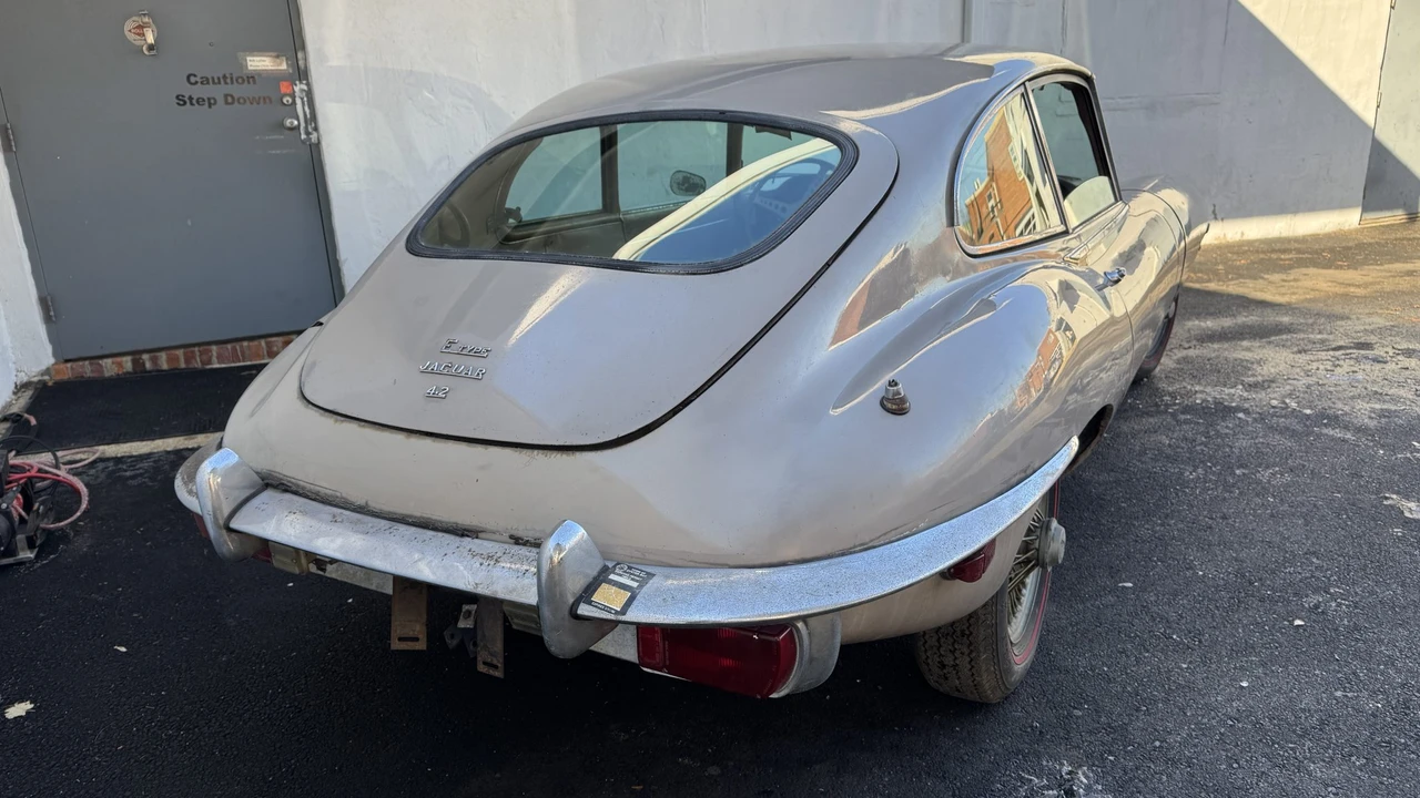 1970 Jaguar E-Type Series 2 2+2 - Image 31 of 31