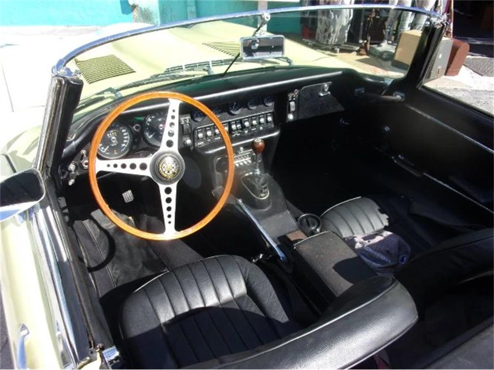 1970 Jaguar E-Type Series 2 - Image 7 of 12