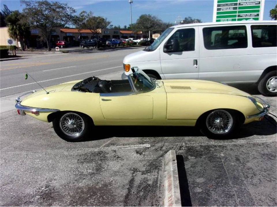 1970 Jaguar E-Type Series 2 - Image 6 of 12